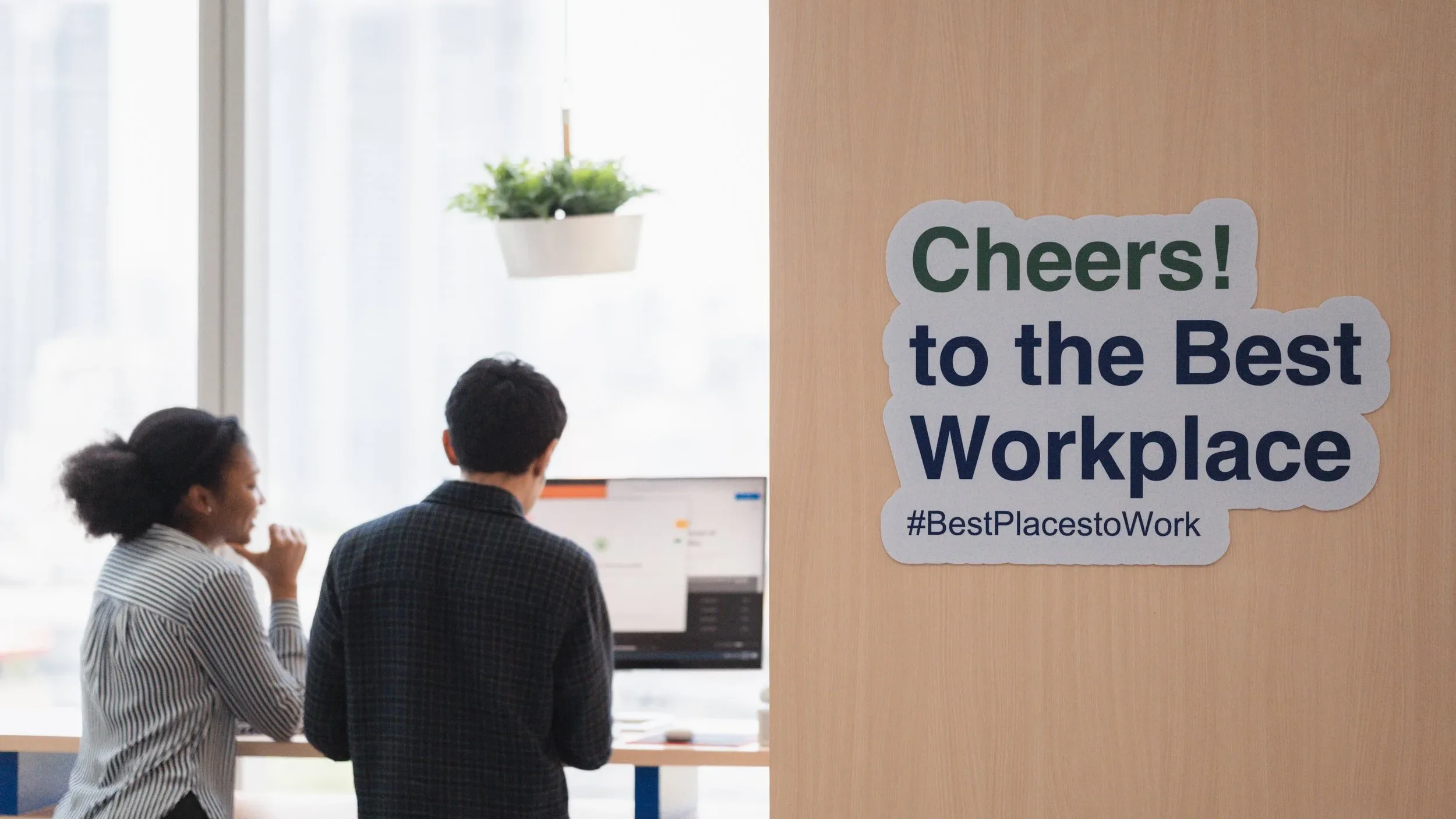 Continuous Listening ในที่ทำงาน: พนักงานพูดคุยแลกเปลี่ยนในองค์กร Best Places to Work
