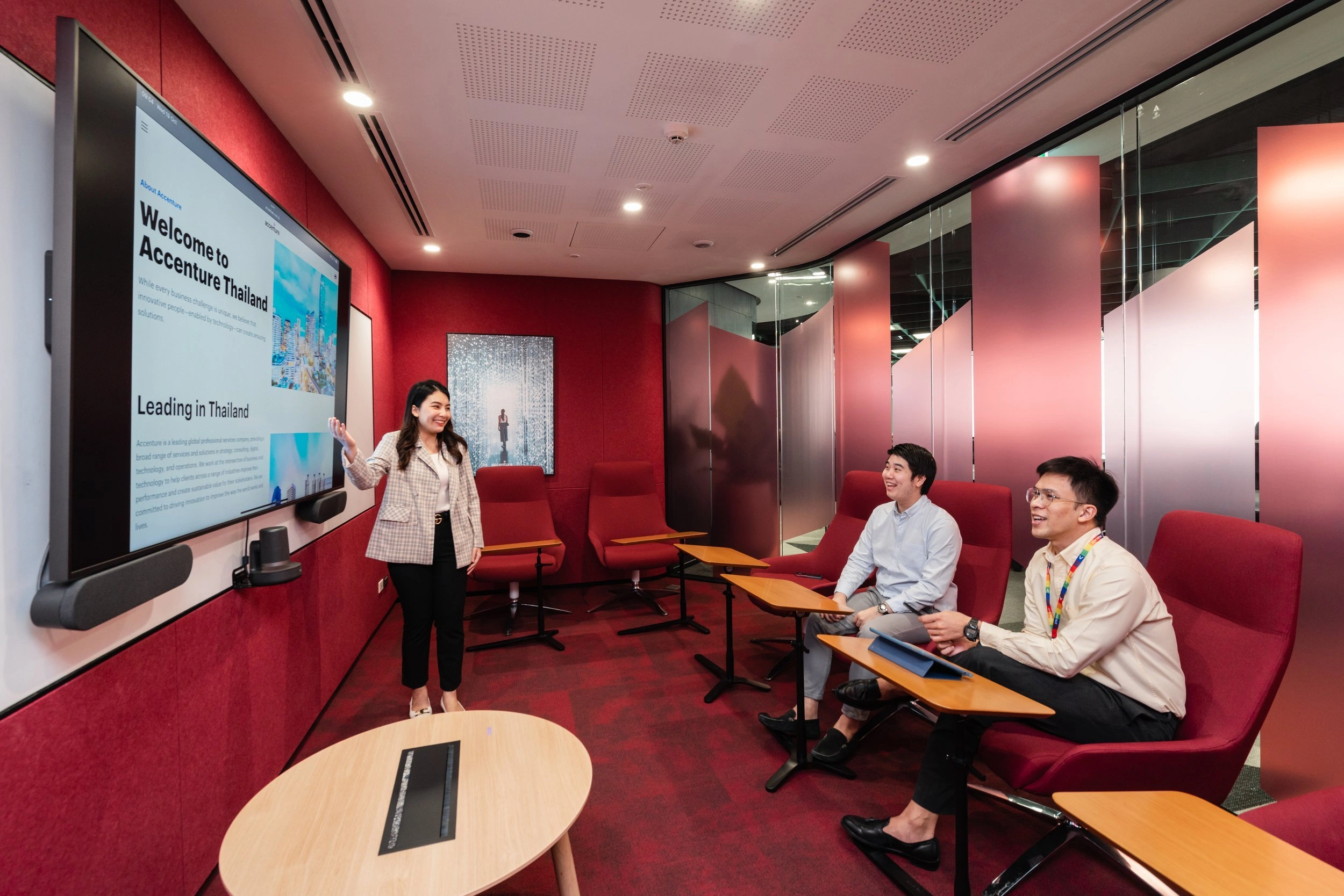 Accenture-07658.jpg