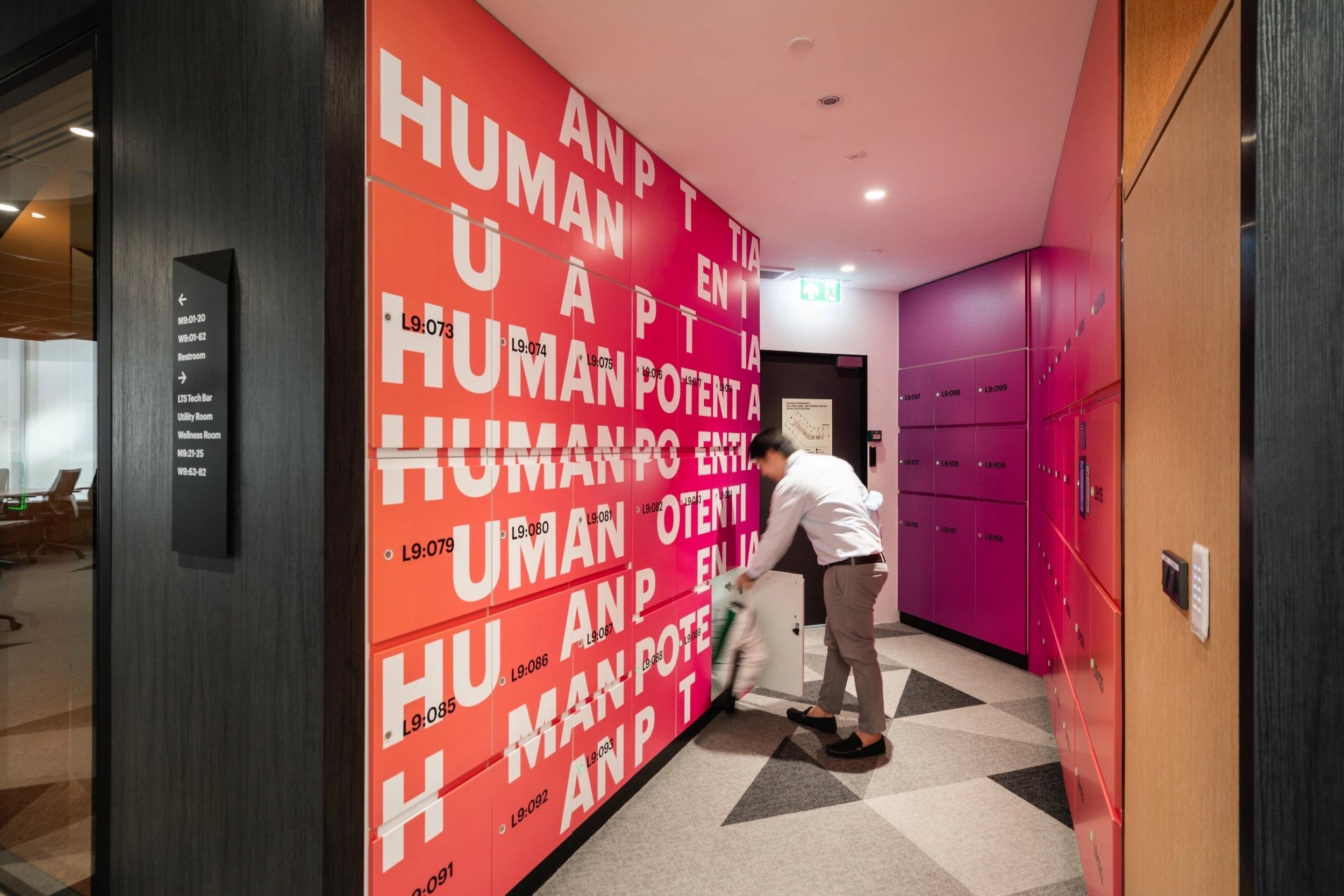 Accenture-07530 copy.jpg