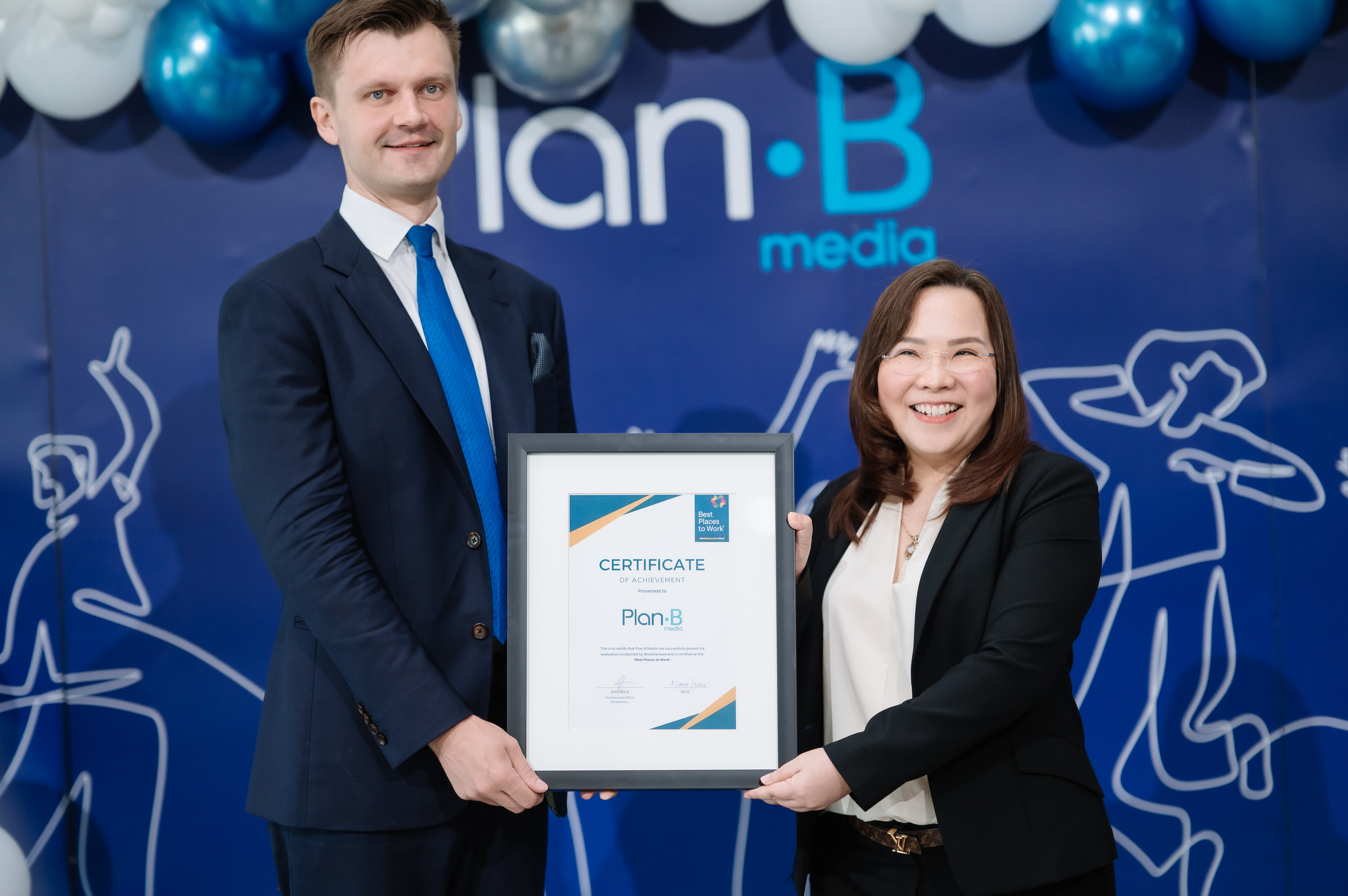 Plan B Media workplace 3